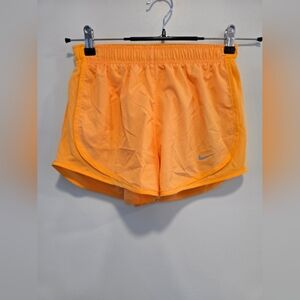 Nike Women's Orange Running Shorts With Lining Size Xs Nwt.
